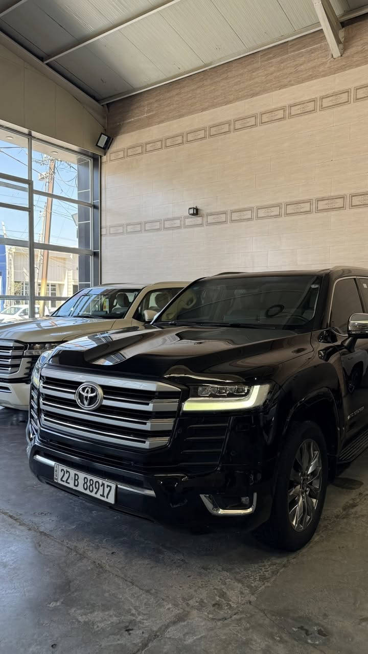 لاندكروز VX 2023
مغلفة PPF
مضللة مع باج تضليل سنوي 
ساز ام الضمان 
كراسي تدفئة تبريد 
الكراسي الخلفية كهرباء + تبريد 
كشنات ذاكرة 
بصمة 
فتحة سقف 
صندوك كهرباء 
لايت LED 
ماوس شغال اصلي 
شاشة جبيرة 
سايد بريك دكمة 
اوتو هولد 
عداد شاشة 
حساسات امامي خلفي 
سماعات JBL 
شاشات خلفية 
شاحن لا سلكي 
  
السيارة مكفولة كفالة عامة 

السعر : 69 وبيها مجال 

***********
