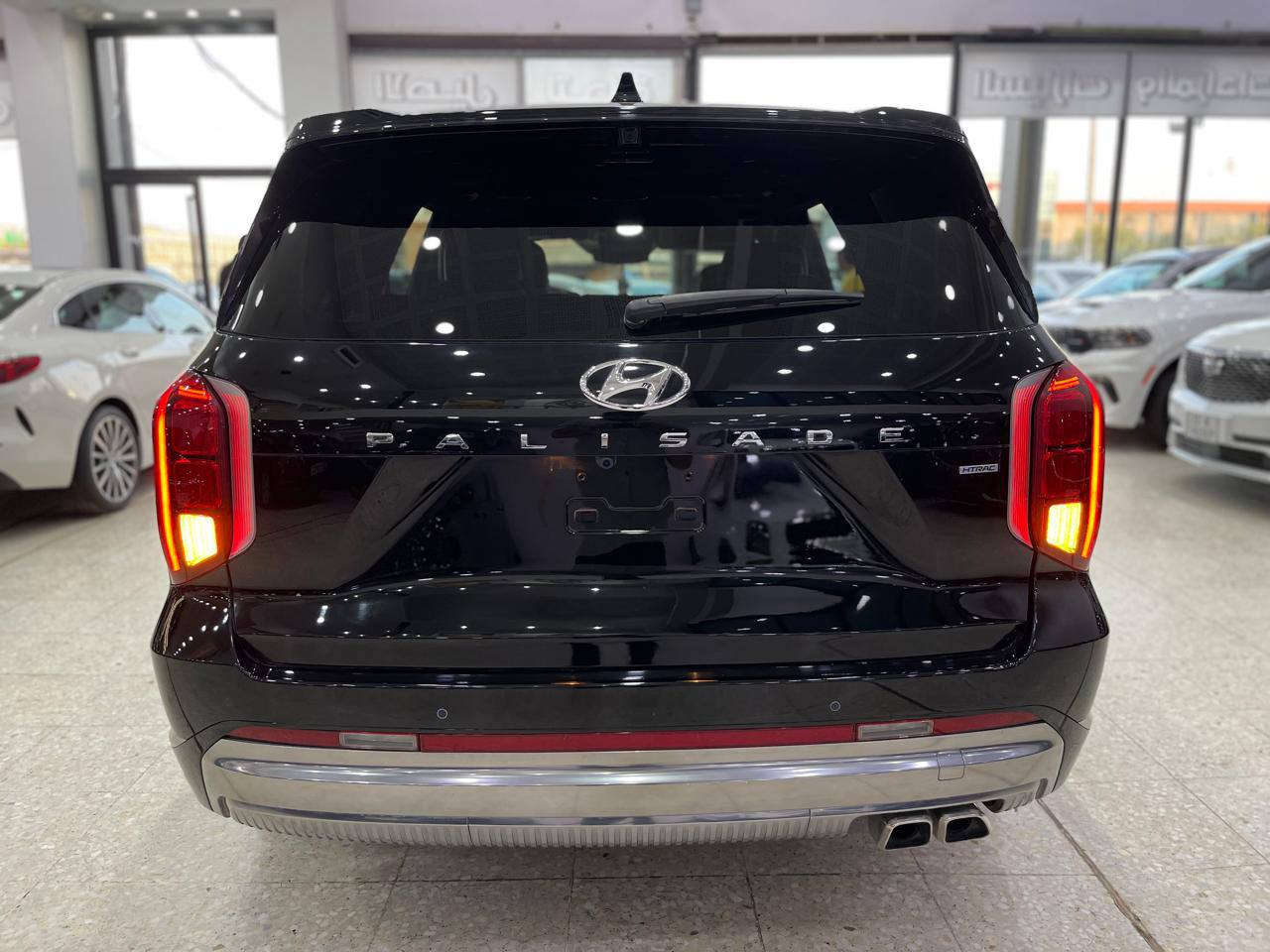 ‏
‏3,800
‏vehicle
‏6 سلندر
‏gear-shift
‏أوتوماتيك
‏gauge
‏22,000 كيلو
‏gas
‏بنزين
‏seats
‏7 راكب (جلد
‏مواصفات السيارة
‏1
‏فتحة سقف
‏2
‏كاميرا خلفية
‏3
‏سقف بانوراما
‏4
‏صندوق كهربائي
‏5
‏مقاعد خلفي تدفئة وتبريد
‏6
‏مقاعد امامي تدفئة وتبريد
‏7
‏منافذ طاقة 12 فولت تيار مستمر
‏8
‏وسائد هوائية أمامية للسائق والراكب
‏9
‏أقفال خلفية لسلامة الأطفال
‏10
‏رادار تخفيف الاصطدام الأمامي
‏11
‏تنبيه مراقبة السائق
‏12
‏تخفيف الاصطدام الخلفي
‏13
‏نظام كاميرا 360 درجة
‏14
‏نظام المساعدة على تتبع المسار (LFA)
‏15
‏نظام التحذير من الاصطدام في النقطة العمياء (BCW) Blind Spot
‏16
‏نظام مراقبة ضغط الإطارات
‏17
‏عارضة بيانات اماميه للسائق
‏18
‏المقاعد الامامية كهربائية
‏19
‏حساس توقف اوتوماتيكي خلفي
‏20
‏ذاكرة مقعد للسائق بوضعين منفصلين
‏21
‏اشارات بالمرايا الجانبية مع حساسات الاجتياز
‏22
‏مرايا جانبية كهرباء
‏23
‏حساسات امامي وخلفي
‏24
‏مقابض ابواب نيكل
‏25
‏تحكم ستيرن
‏26
‏لايت زينون
‏27
‏شاحن لاسلكي
‏السعر  💸
‏بدون رقم 260
‏حادث السيار سطحي بدون داخل الصور الحادث داخل المنشور 
‏رقم الهاتف ***********
‏
