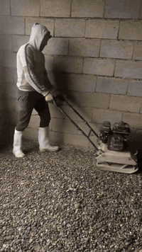 أسطى • صب خباطه • تنظيف بيوت