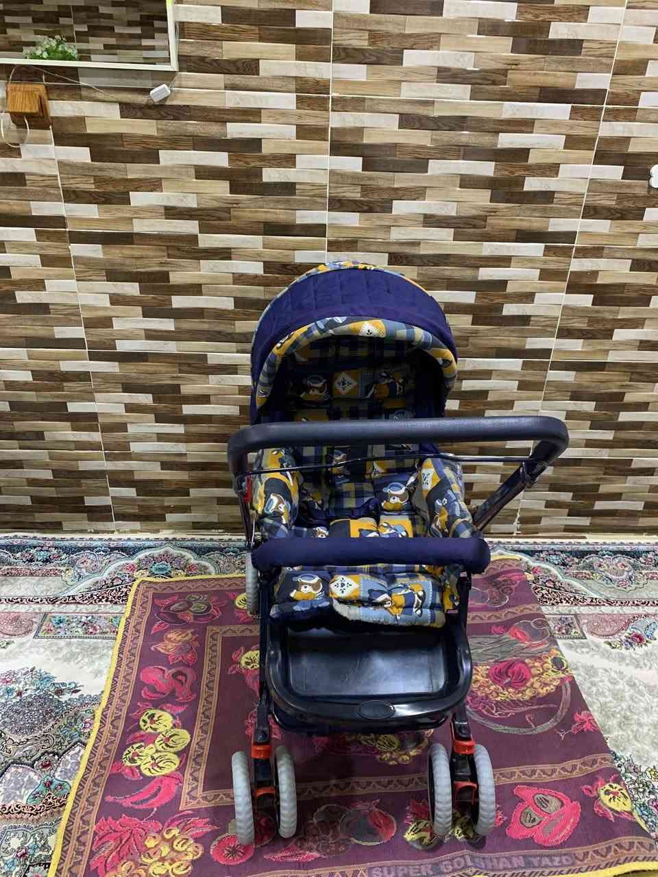 ، بجوک ئەکرێتەوە بۆناوسەیارە، کورسیەکەی پاڵ ئەخرێ بۆخەوتن ، دەسکەکەی یەتەپێشەوەڕوت لەمناڵەکەت  بێت ،،
ژێری پێویە بۆشت هەڵگرتن
زۆر تۆکمەیە و زۆر مەزبوتە  
سعریشی زۆر گونجاوە قفڵی  30  هەزارە بێ معامەلە
هەرکەس ویستی مەسج بکا گەیاندن هەیە


**إذا كنت صاحب هذا الإعلان وتريد حذفه لأي سبب، رجاءا أرسل رسالة إلى الدعم الفني**