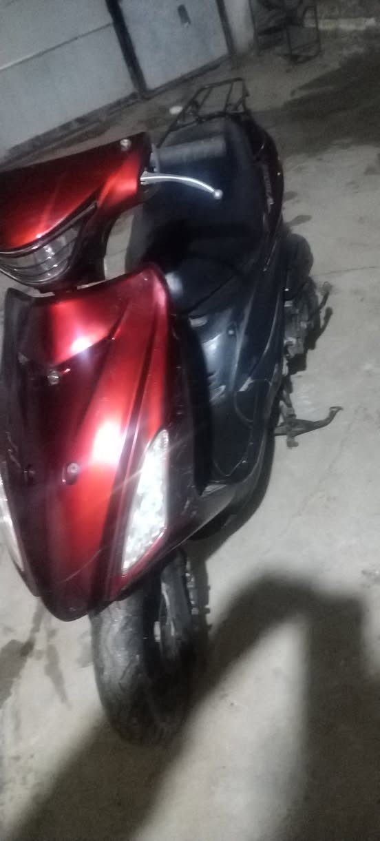 دراجه كوري ابلاديه كفر نظيف كلها شغاله اي نقص مابيها سلف هندر اشاير دشبول شمعه السعر 225 وبيها مجال الخاص مفتوح او الاتصال *********** حله شارع الظغط حي الامام ٠٠٠٠٠
