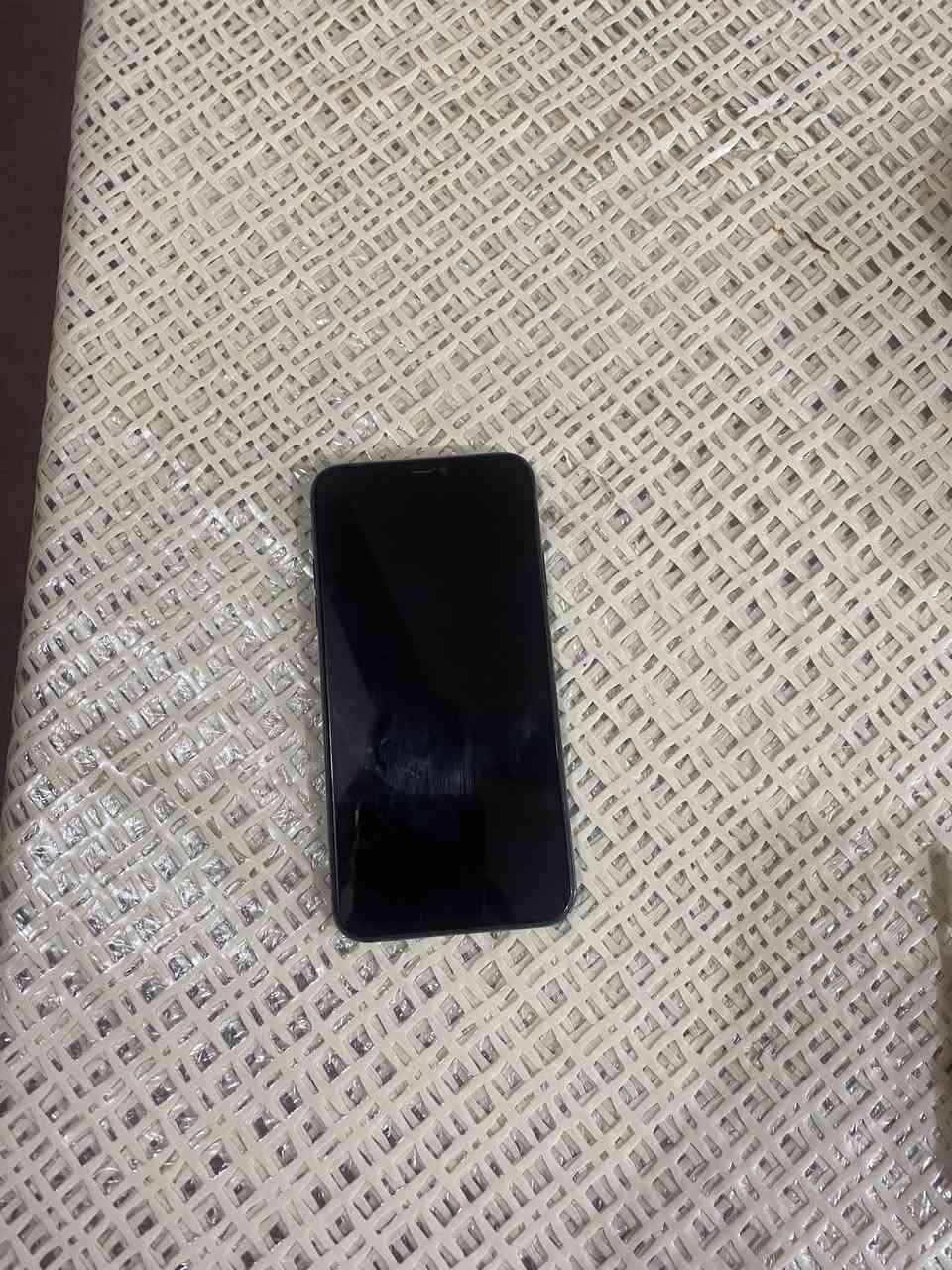 السلام عليكم جهاز 11برو ماكس بطاريه 80امبدل شاشه اصليه ذاكره 256فيس إيدي شغال مكاني ديالى الخالص سعر 250بي مجال حك الجيه الجهاز غير ذنب مالي اي شي الرقم ***********
