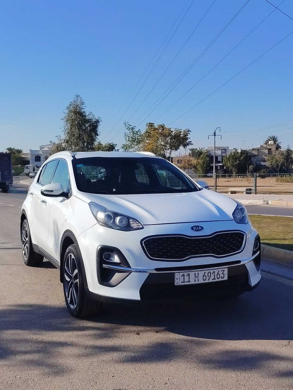 السلام عليكم ورحمة الله
للبيع كيا سبورتج ٢٠٢١ خليجي 
رقم بغداد انكليزي هزة وسنوية جديد 
مكفولة كفالة عامة من الضربة والصبغ والبارد 
كير مكينة صدر تخم تاير كله كفالة 
فول تحكم ستيرن
سويج عدد ثنين
حساسات خلفية 
مري شفط 
اشاير بالمري 
شاية ابل كار بلي 
داخل حمصي 
السبير منازل 
ماشية ٥٤ الف 
عارضها ب٢٠٣ وبيها مجال بسيط 
مكاني السيدية 
الشراي يتصل 
***********
