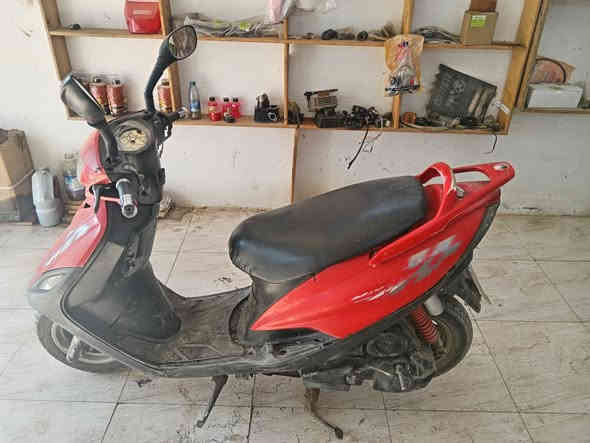 ماكس سرعه 140 شغال للبيع السعر 200 الاتصال ***********
