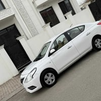 سيارة نيسان صني للبيع موديل 2016  شرط كير محرك مامفتوحه صدر امامي خلفي...