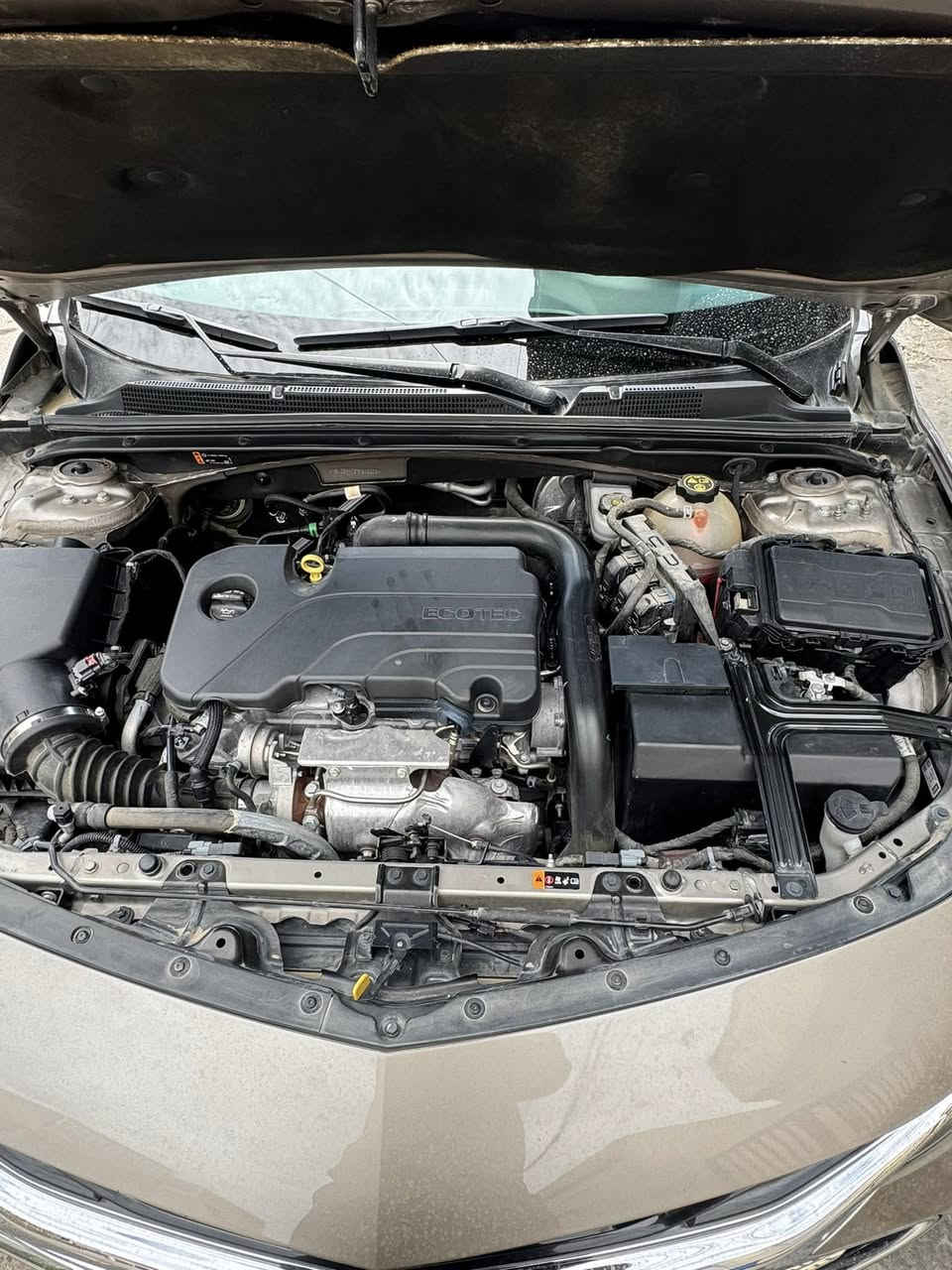 السلام عليكم للبيع ماليبو ٢٠٢٢ جديده ع ايدي حادثها باب سايق فقط ومبدل صور موجوده ب منشور ماشيه 49الف كيلو
السعر ١٣٣ وبيها مجال
بغداد حي الحسين قرب شارع المطار
***********
