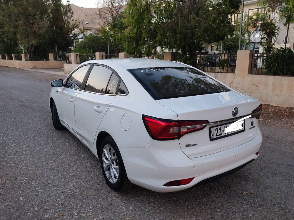 ئیمجی5مواسەفات کۆمفۆرت2023 نیو دۆسەیە بۆیاخە پەڵەیەک کارتی هەیە مواسەفات بەسمە شاشەو کامیرا تایەی لۆک هیچ مەسرەفیکی نیە سعری 98گەڵاو مەجالیکی کەم شوین دەربەندیخان ***********         *********** دار بنديهكان, السليمانية
