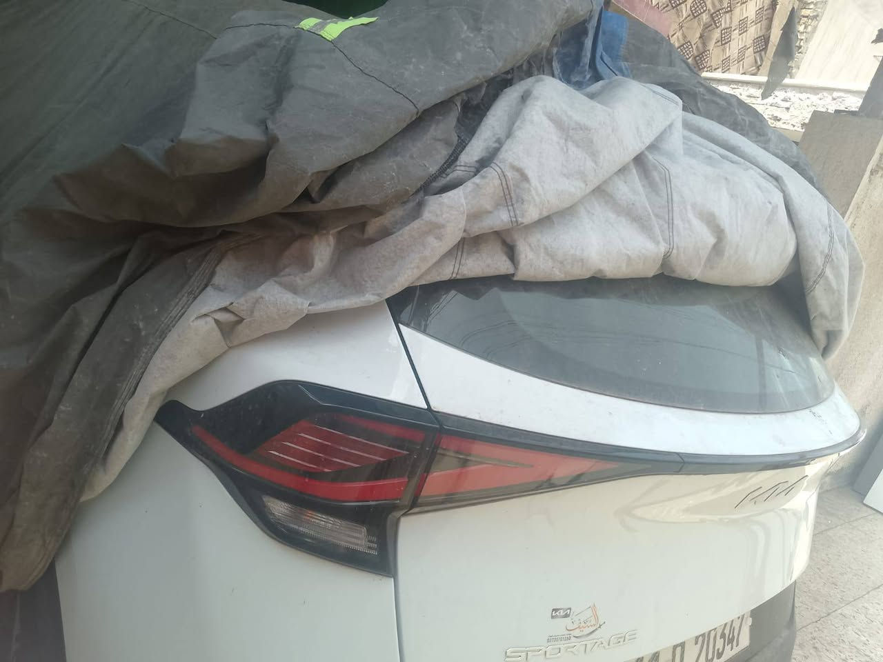 كيا سبورتج
موديل 2025 

وارد خليجي 

ماشيه 7 الف 

كفاله عامه من الصبغ وتبديل وبارد شرط كير ومحرك مكفولات ع وضع الشركه كفاله عامه السيارة 

مواصفات 

 

مقاعد  كهرباء عدد 2 
بصمه ابواب + بصمه تشغيل + تشغيل عن بعد 

مقاعد دوشمه جلد درجه اولى 

عازل حراري. 

محرك 2000 دوش 

شاشه  

اشاير بلمري المري شفط 

حساس خلفي وامامي 

تبريد قطعتين 

جنطه كهرباء 

ويل كب 19 

لد نهاري   

لايت زينون عالي وناصي 

السيارة كفاله جديده ع وضع الشركه 

مكان السيارة بغداد الكرخ 

***********
