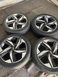 تخم ويل النترا حجم 17وتخم تاير كوري الاصلي الاستفسار 07725734079