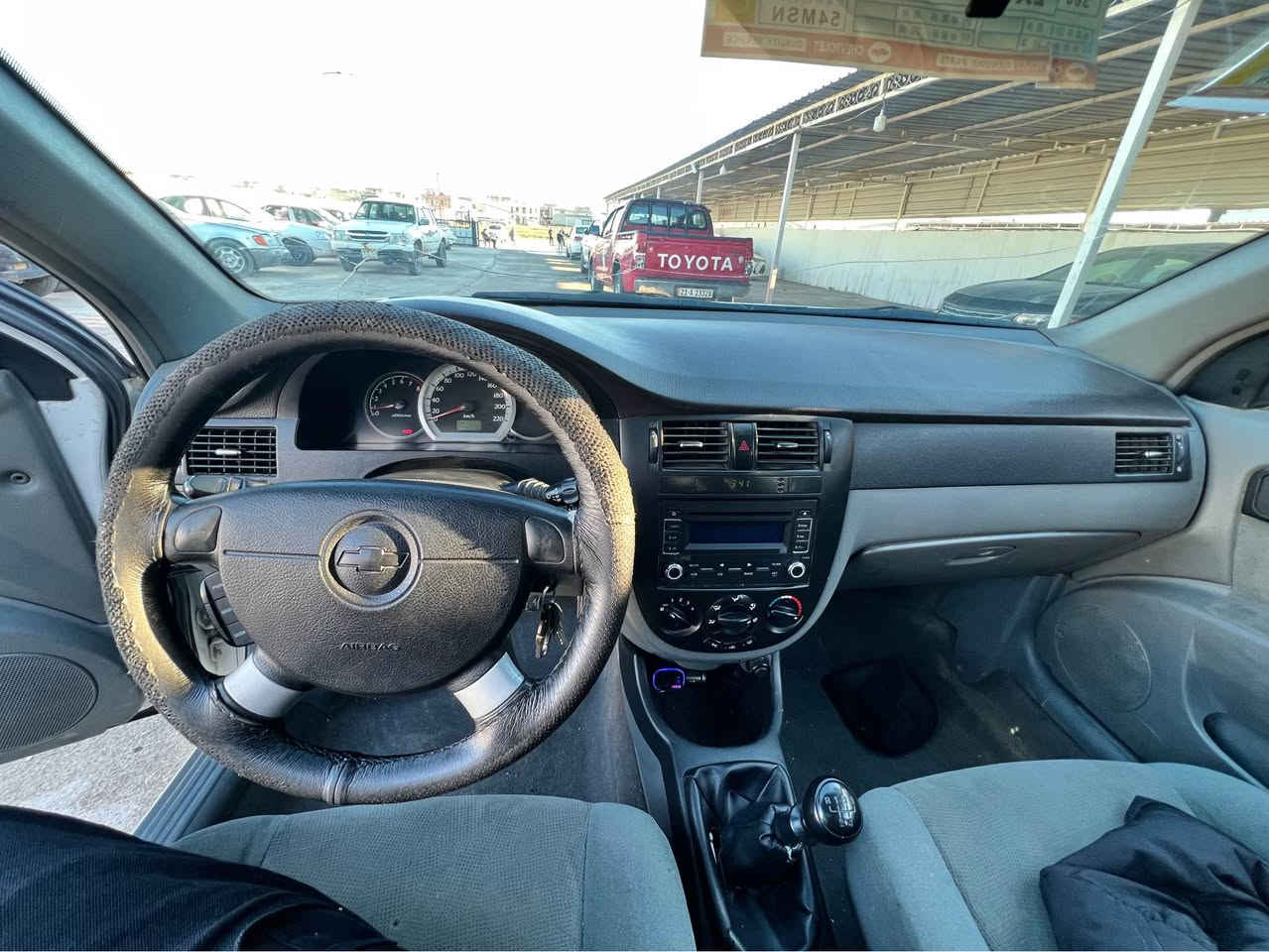 شوفرليت اوبترا 2012
بس بونيد صبغ فقط بدون دواخل 
كير و محرك كهربائي ابشرط
تحويل و غرامه شرط
تخم تواير و صدر شرط
سعر ٧٧ ورقه و مجال 
رقم تلفون *********** اكر, نينوى
