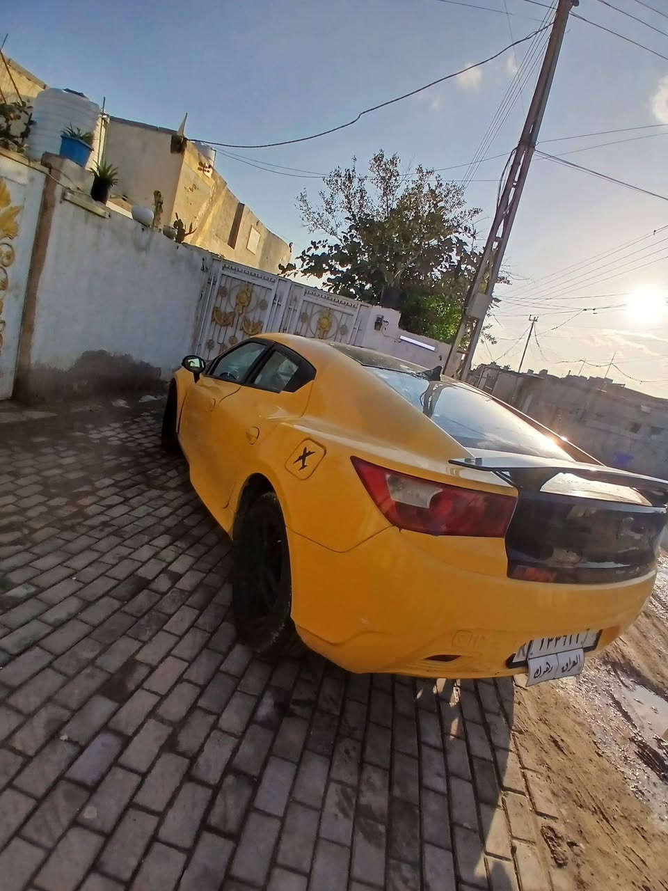 mpm ps16 سياره كلش حلوه
السياره بدون صبغ 
محرك 4 سلندر 
كير عادي 
شرط الكير ول محرك 
شاشه كامره خلفيه 
سقف اصلي اسود 
موديل السياره 2018 
جامات كهرب اشاير بل مري 
لايت زنون 
السياره ماشية 97
رقم دهوك شرط التحويل 
 هاي تفاصيل السياره 
بيع او مراوس حسب القناعه بادوات 
مكان بغداد مجمع بسمايه 
***********
