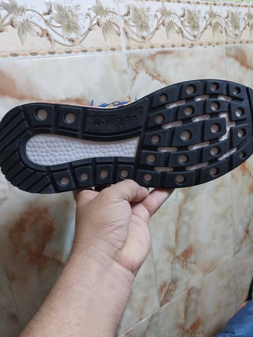 قطعه فيتنامي اديداس شرط اصلي اذا مو اصليه لاتستلم الطلب ولاتدفع دينار  السعر ٢٠ الف  والتوصيل مجاني القياس ٤٣ ع اول تم ملاحضه تصفيه محل الله شاهد


**إذا كنت صاحب هذا الإعلان وتريد حذفه لأي سبب، رجاءا أرسل رسالة إلى الدعم الفني**