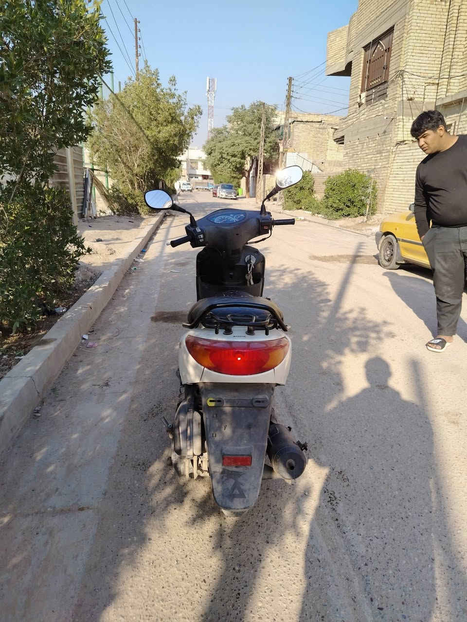 سلام عليكم دراجه اكزز البيع كفرات كله مختمه مكينه خير من الله دبلات كله جديد مكينه مكفوله كفاله عامه المكان بغداد البلديات رقم *********** السعر ٩٥٠
