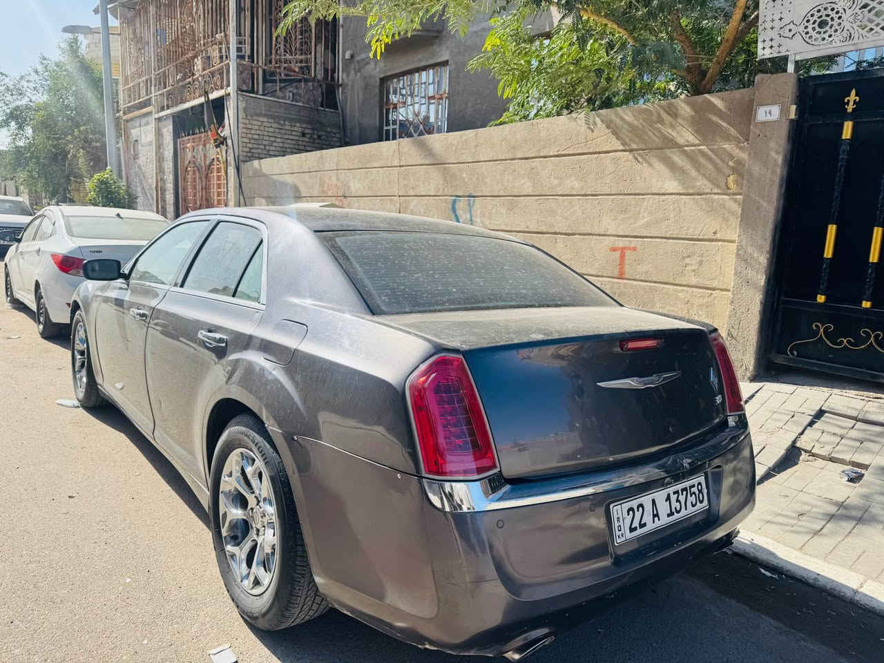 سلام عليكم للبيع اوباما ادوات 2014 محدثه 2020 متومه رقم دولي سنويه جديد 2030 شرط الحاسبه بيه واجه من المرور محرك 8 سلندر 5.7 كير محرك جديد تخم تاير جديد ويل كروم اصلي حداديه جديده فول مواصفات السياره كفاله عامه بيه صبع مكان الكص فقط كصته جنطه دواخل عسلي خليجي سعره 49 قفل من الأخير مكاني بصره 
*********** البصرة, العراق
