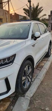 سورنتو للبيع موديل ٢٠٢٣ خليجي فول مواصفات عدى البنرامه رقم بغداد الدول...