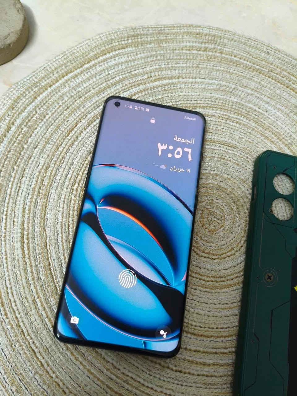 للبيع فقط وان بلاص 10 برو جهاز كلش نظيف بي وحده من الكاميرات الخلفية 
تخرخش ومرات تصير واضحه ومرات تغوش للبيع ب300 وبي مجال مكاني بغداد الكاظمية ***********
الجهاز وحده بدون ملحقات
