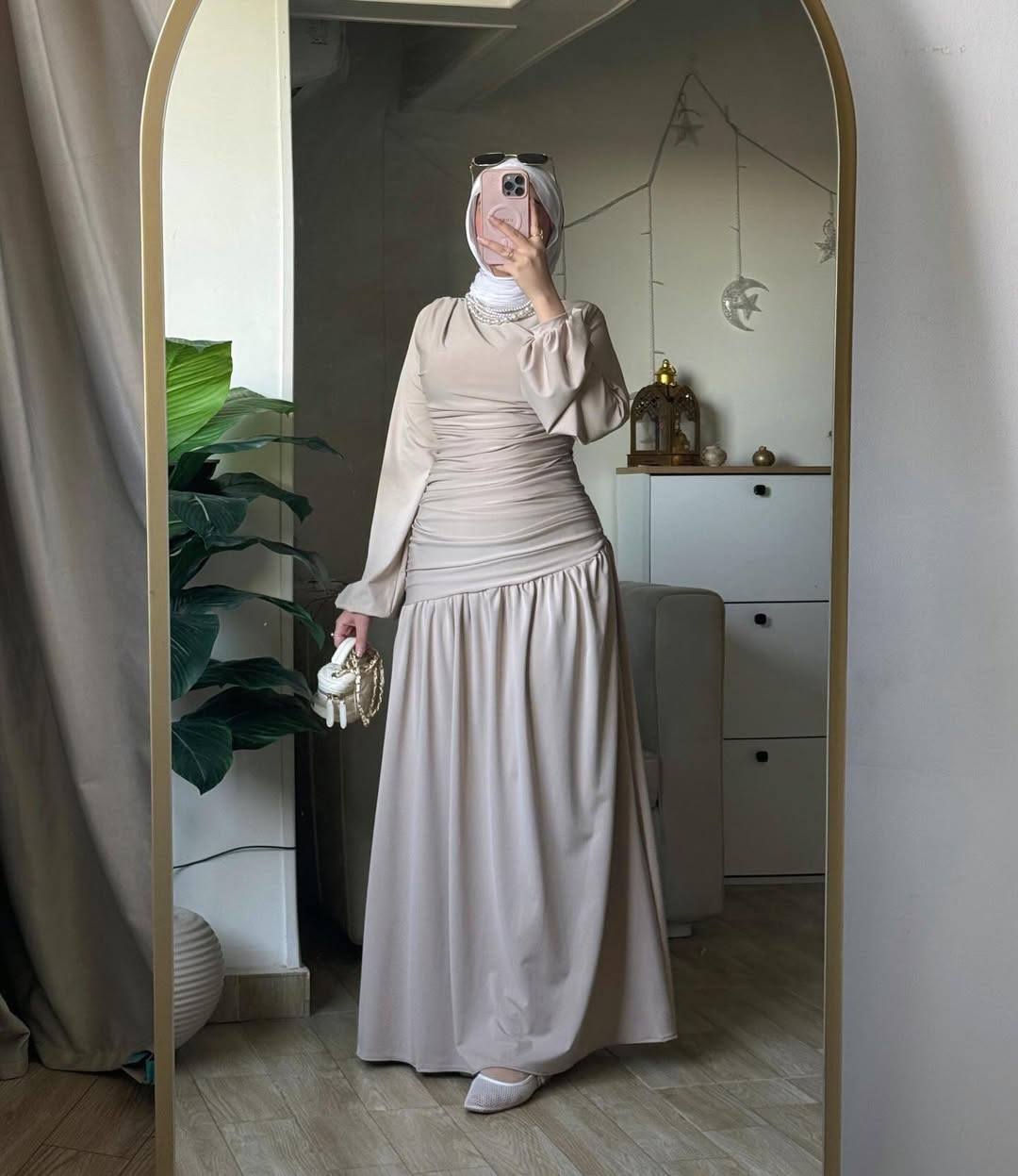 👇👇 بسم الله توكلنا على الله 👇👇

👌👌 ومازال لدينا إبداع لم يصل إليه أحد 👇

✨✨✨ أحدث صيحات الموضة العالمية لعام 2026
🎨🎨 الألوان :-كما معروضه 
فستان ساندي ليكره 
قياس  38 40 42 44 46 48 فري سايز
السعر  21 الف 
توصيل جميع محافظات العراق 6 الاف


**إذا كنت صاحب هذا الإعلان وتريد حذفه لأي سبب، رجاءا أرسل رسالة إلى الدعم الفني**