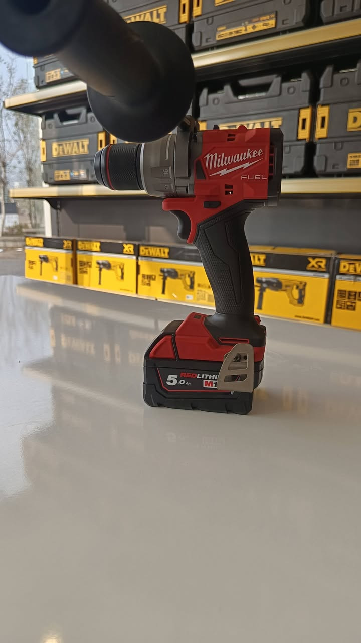 Milwaukee M18 fuel
***********
