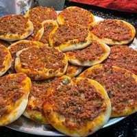 خبز العباس • لحم بعجين • توصيل