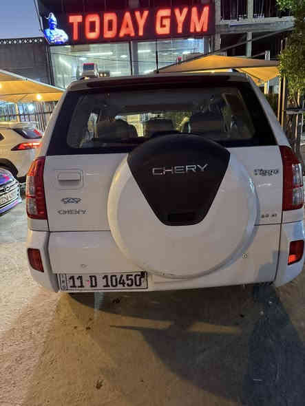 السلام عليكم شيري تيكو موديل٢٠١٤ كير ميكانيكي مكينه كير صدر تبريد مكفوله رقم بغداد مشروع وطني رقم جديد السياره كلش حلوه صدرها جديد كل كهربائيات السياره شغاله بدون خياس السعر ٧٤ او بيها مجال المكان حي الجهاد الاساتذه ***********
