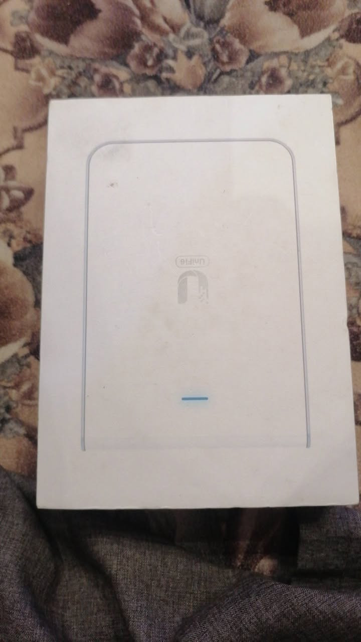 راوتر unifi 6
اكتب سعرك وبالعافيه ***********
