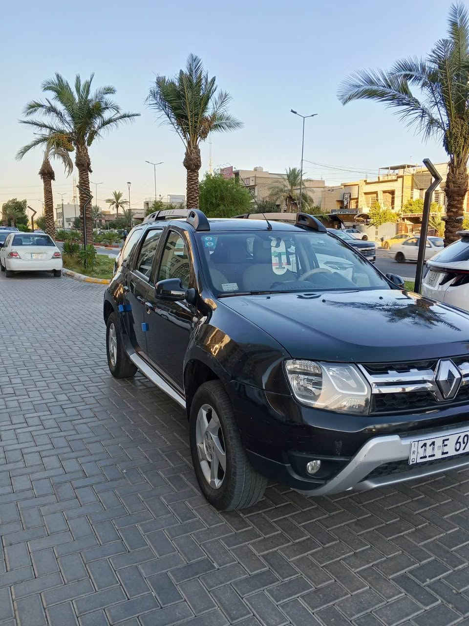 رينو داستر 2018 اسود رقم بغداد الجديد مكينه كير تبريد كله كفاله صدر نضيف تخم تاير سياره بيها جاملغ امامي صبغ بدون حادث بدون دواخل مكينه المرغوب 2000 السعر 100 وبيها مجال *********** مكان السياره بغداد العامريه Colombo, Sri Lanka
