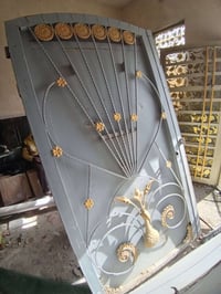 باب طلاكتين ب 85وبي مجال وشيلمانه ٣امتار ونص 07833510879