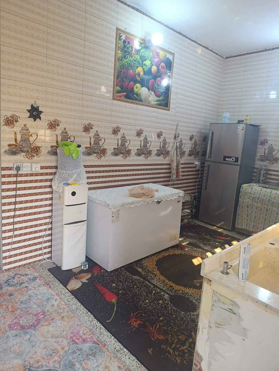 دار للبيع.. شارع جامع جعفر الطيار قرب مول بيروت... مساحة البيت 130 متر... طابقين 4 غرف نوم.. السعر خاص


**إذا كنت صاحب هذا الإعلان وتريد حذفه لأي سبب، رجاءا أرسل رسالة إلى الدعم الفني**