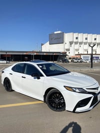 كامري 2024 هايبرد وارد امريكي🇺🇸 المواصفات  كامرة خلفية ماشية 31000 الف...