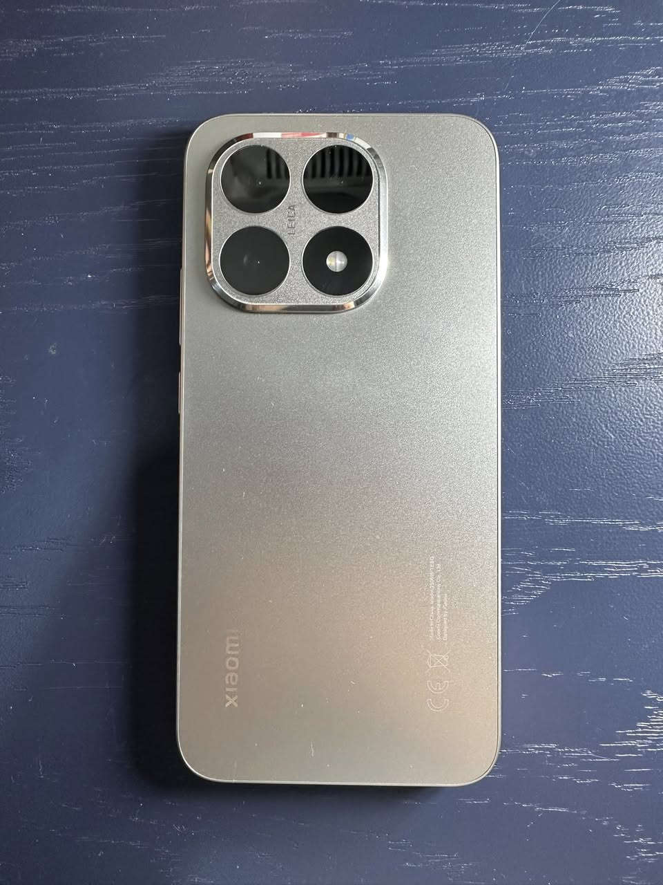 للبيع مستعمل نظيف جدا Xiaomi 15T
كامل الملحقات و وياه لزكة و ٤ كفرات
ذاكرة 512 / 12 كيكا 
معالج Dimensity 8400 Ultra
بطارية 5500mAh و شحن 67W
نسبة البطارية 100% 
السعر ٥٣٠ الف و بي مجال بسيط
واتس : ***********
مكاني : بغداد / مجمع بوابة الكاظمية
