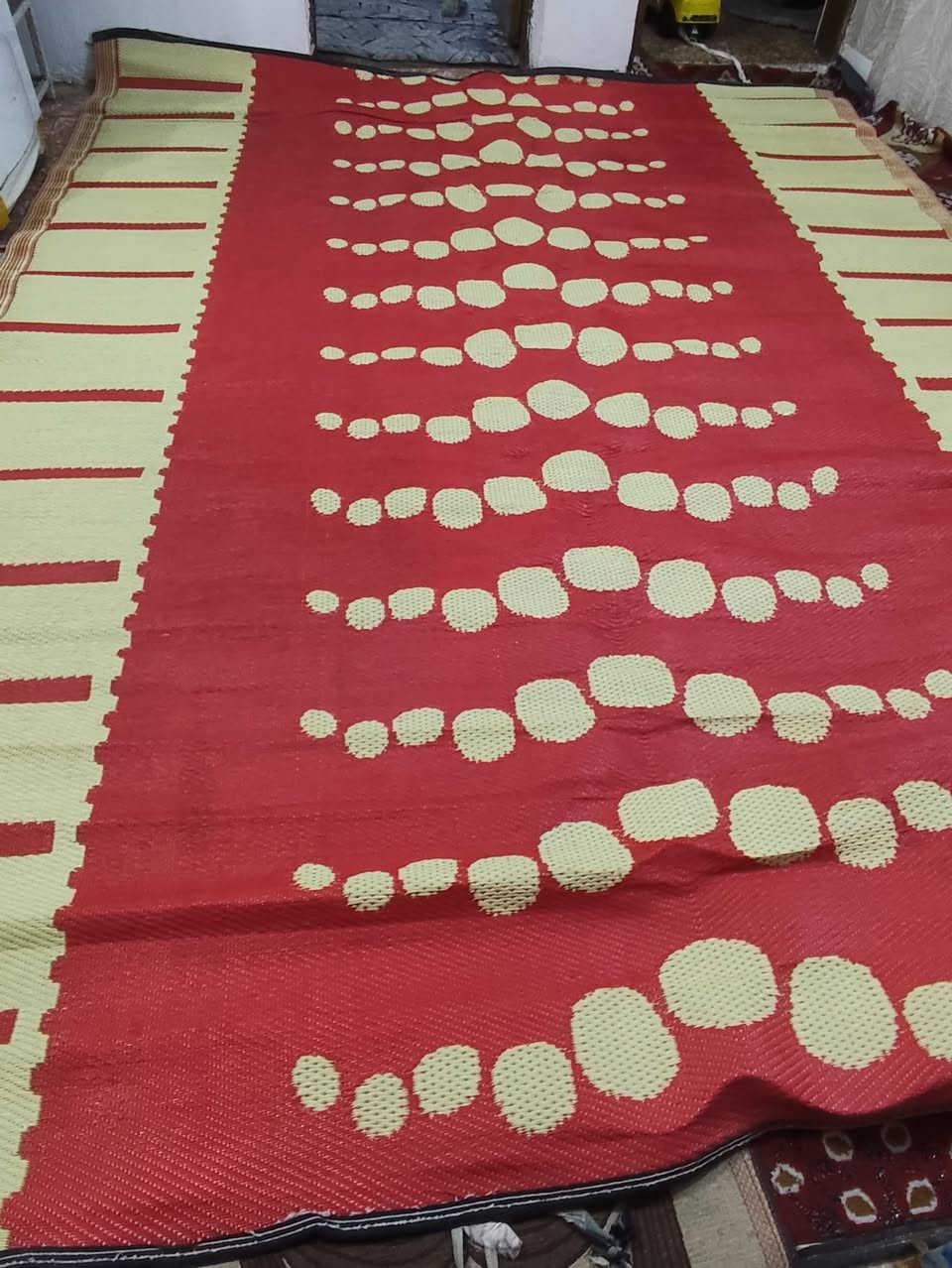 حصيره قياس 3في 4
السعر 20 وبيهه مجال


**إذا كنت صاحب هذا الإعلان وتريد حذفه لأي سبب، رجاءا أرسل رسالة إلى الدعم الفني**