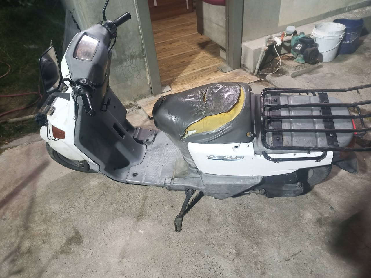 اخوان عندي هاي الدراجه للبيع مستعجل علئ بيعه 250 وبي مجال كولشي يشتغل الخاص مفتوح وهاي رقمي***********
