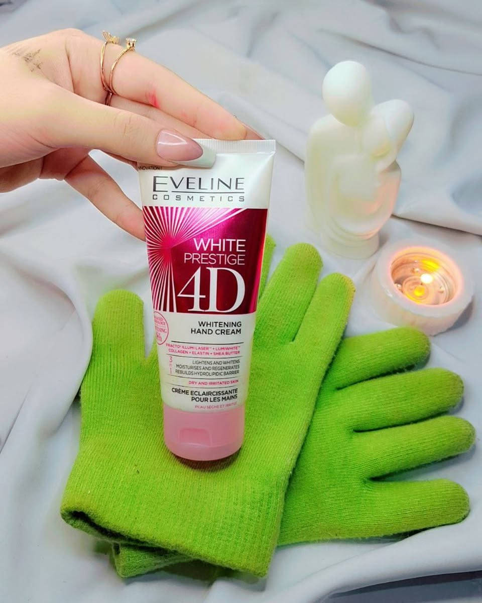عررض تفتيـح وترطيب اليديـن 🎀🥹
كريم + كفوف سليكونيـة.... 
#Eveline أقوى كريم مبيض لليدين
كريم ايفلين مرطب ومبيض لليدين #الاصلي 🖐👌😎
كريم ايفلين 4D الخاص بالعناية باليدين وتفتيحها وازالة التصبغات منها ، غني بالبروتين الطبيعي وزبدة الشيا. 
🤍🖐🏻يقلل من خشونة الجلد 
🤍🖐🏻ينعم البشرة ويرطبها واهم شي 
يفتح لون البشررة بشكل رهيب 
كريم ايفلاين معجزة التبيض وعشق النساء والبنات حول العالم وصلنا الاصلي 100/100 النتيجة ممتازة من الاسبوع الاول✅
💖كفوف سليكون لترطيب اليدين 
🧤 كفوف مصنوعة من السيليكون
🧤تحافظ على نعومة اليدين وطراوة الجلد 
🧤يمكنك ترطيب اليدين بأي نوع من الكريمات المرطبة ثم ارتداؤها فهي لاتمتص المواد والكريمات المرطبة

#يوجد_خدمة_توصيل_لكافة_المحافظات 
#صنع_في_بولندا🇵🇱
 
ـــــــــــــــــــــــــــــــــــــــــــــــــــــــــــــ


**إذا كنت صاحب هذا الإعلان وتريد حذفه لأي سبب، رجاءا أرسل رسالة إلى الدعم الفني**