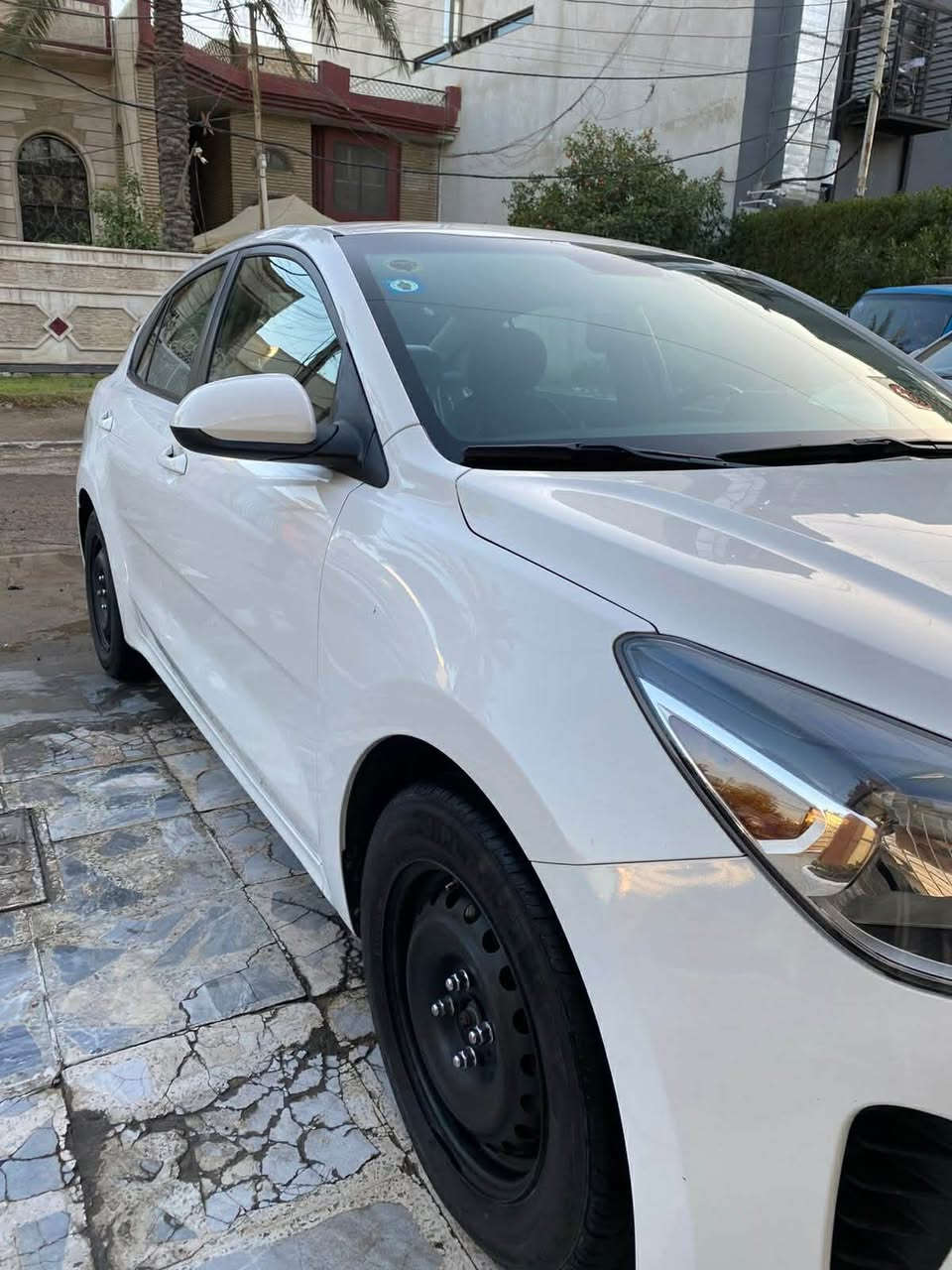 السلام وعليكم سياره كيا ريو  موديل ٢٠١٨  سياره S

كير AT المرغوب / باتري جديد سياره جهازه من كلشي نقص مابيه 
سياره فقط بيه صبغ جاملغ خلفي فقط 
ماشيه ٥٩ 
السعر ١٢,٥٠٠$ وبيه مجال 

مكاني بغداد /الكرخ 

***********
