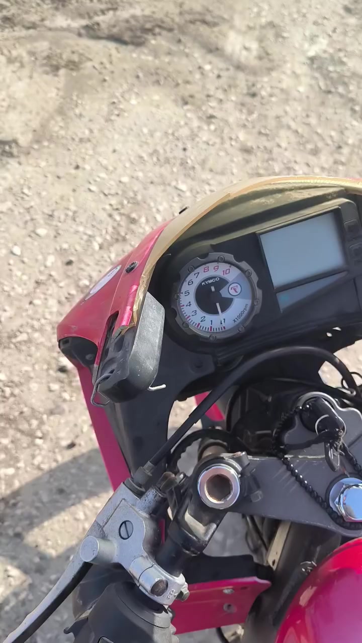 دراجه للبيع كلك مكفوله  شغاله كلها نكره سلف لايت بريكات بس المحرك مبدل 150  السعر 500  العنوان الديوانية المهناويه. ***********
