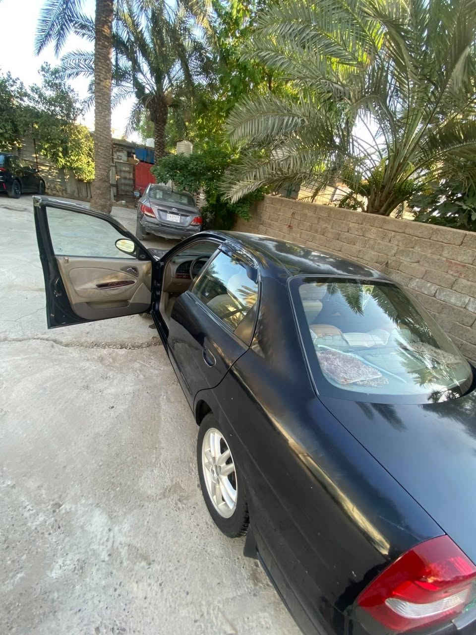 دايو نوبرا 2 موديل 2000 رقم بغداد انكليزي سياره بلاديه على وضع الشركه لا صبغ ولا حادث كير محرك مال كصه كهربائيات كله بلاد تبريد ثلج بيانو تخم تاير داخلها جديد صدر امامي خلفي جديد قبل سبوع قايش رولات بنكات كله جديد سياره مال جناي 
مكانها بغداد الدوره 
السعر 47 وبيها مجال بسيط وكلشي اكو بالسوك 
اكو شايله روحها واكو نظيف واكو جديد وبلادي 
***********
*********** بغداد, العراق
