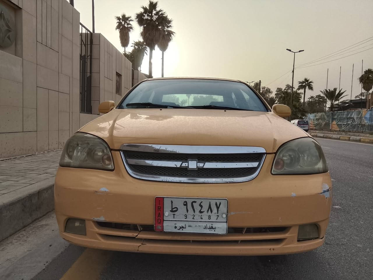 سلام عليكم اوبتره للبيع موديل 2012 سياره جديده مكينه كير خير من الله صدر امامي خلفي  تخم تاير جديد سياره جاهزة من كلشي كهربائيات كله شغاله تبريد ثلج سياره بسمي سنويه جديده رقم جديد باقي عل ستلام سياره جديده بيه صبغ بنيد وخشم الجاملغ الامامي بدون دواخل الباقي مكفول مكان بغداد زعفرانيه رقم الهاتف ***********
