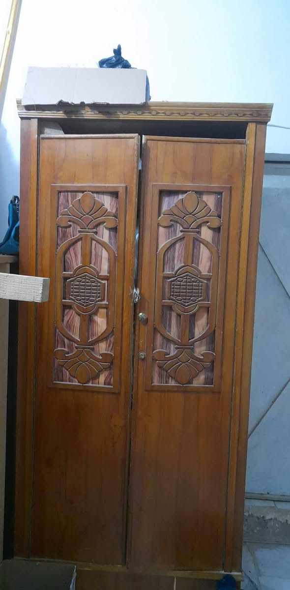 سلام عليكم غرفه للبيع بيها ضرر ب الكنتور بسيط وضرر ب زاويه سعرها 650وبيها مجال المو شراي لايدخل خاص ويكسر بسعر مكاني ديوانيه


**إذا كنت صاحب هذا الإعلان وتريد حذفه لأي سبب، رجاءا أرسل رسالة إلى الدعم الفني**