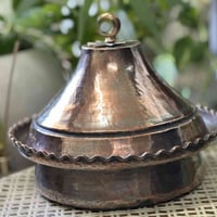 ماعون نحاس ( صفر بغدادي قديم شغل سوق الصفارين في بغداد مع غطاء ايضا نح...