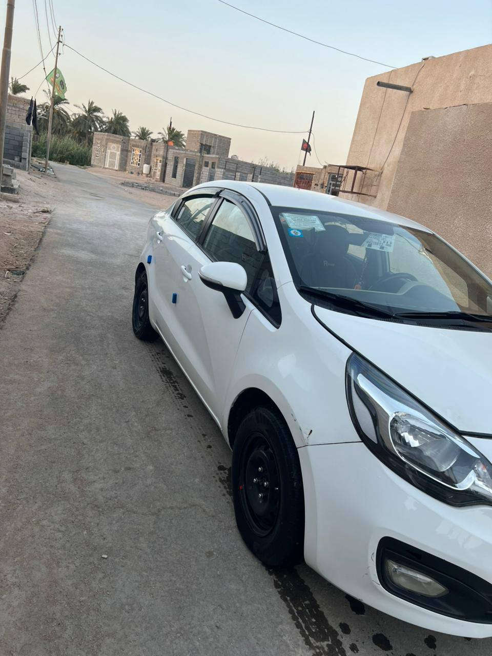 السَلٱمٌ عـَلـْيگمّ-ۈرحـْمّـٌة ٱللـّہ ﯙبُرگـّاتہ
كيه ريو للبيع مديل 14 خليجي بسمي السياره مكفوله ما عده مكانات بارد بصيطه مكينه وكير كفاله السعر 100$ وبيها مجال للتصال *********** /مكاني بصره الدير
