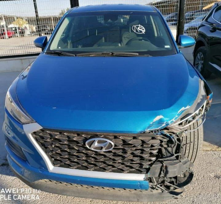 توسان وارد امريكي محرك ٢٠٠٠ موديل ٢٠١٩ ماشية ٨٧ الف ميل مكانهة كفاءات السيدية الاتصال او المراسلة (واتساب) على الرقم *********** ضربتهة موضحة بالصورة السعر ١٦٠ $
