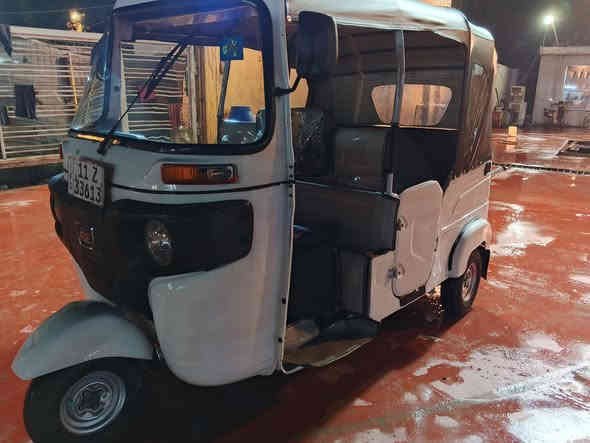 اسلام عليكم للبيع تكتك موديل 22
رقم انكليزي بسمي تحويل مباشر 
تكتك جاهزه من كلشي معمر دوس فقط 
مكان بغداد فلكت حي النصر 
السعر 7800بيهى مجال
رقم ***********
