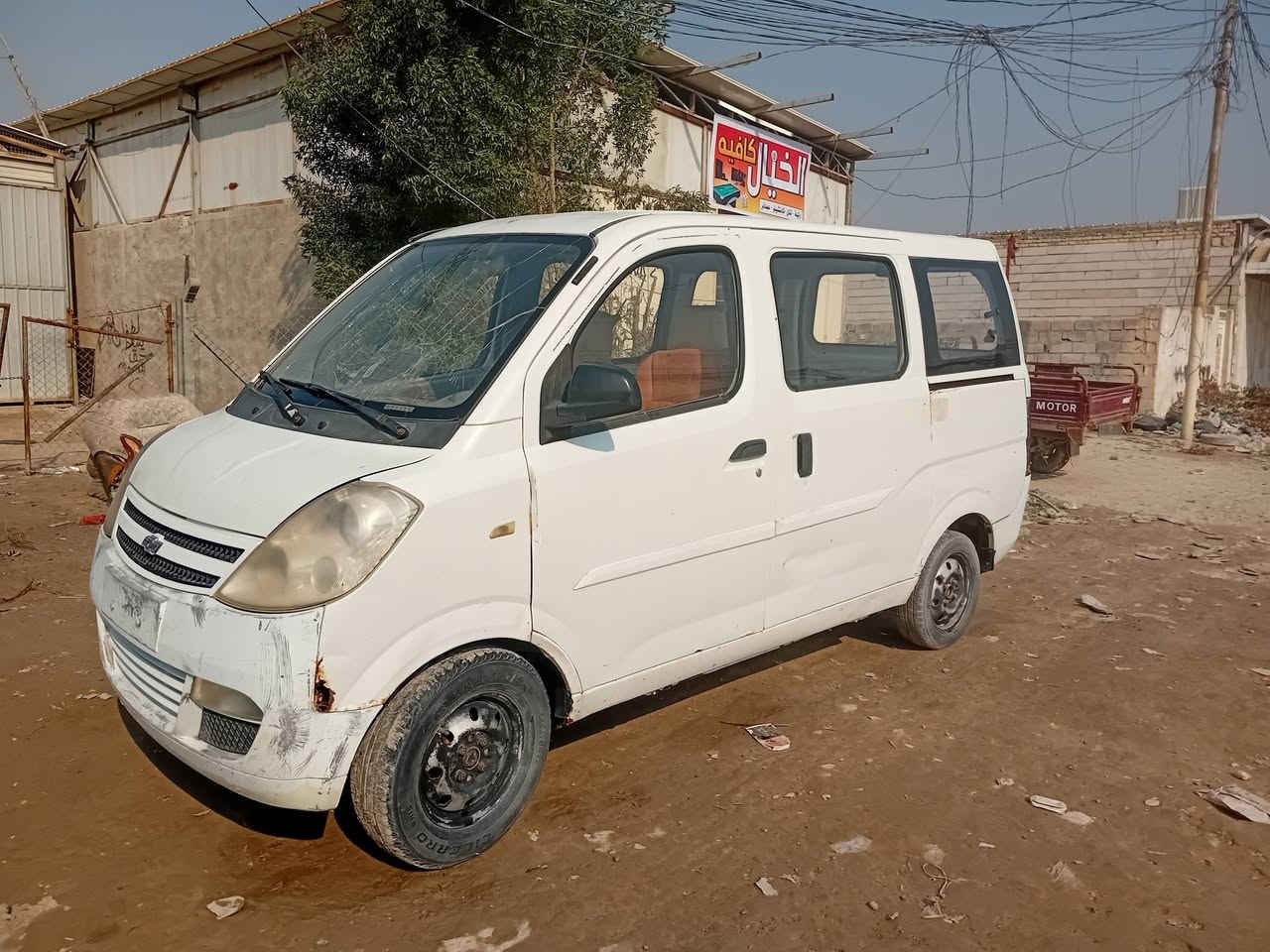 السلام عليكم 
لبيع شوفر امريكي ٧ راكب 
مديل 2010
بيه معامله تخصيص رقم نجف يعني تدفع سك لرقم وتستلم أرقام وسنويه بسمك 
لسياره جاهزه مكينه كير حداديه كهربايات كله شغاله بس اني تاركه صارلي فتره ما مشغله 
العنوان نجف شارع المطار القديم 
السعر 12 وبيه مجال لشراي 
الستفسار ***********
