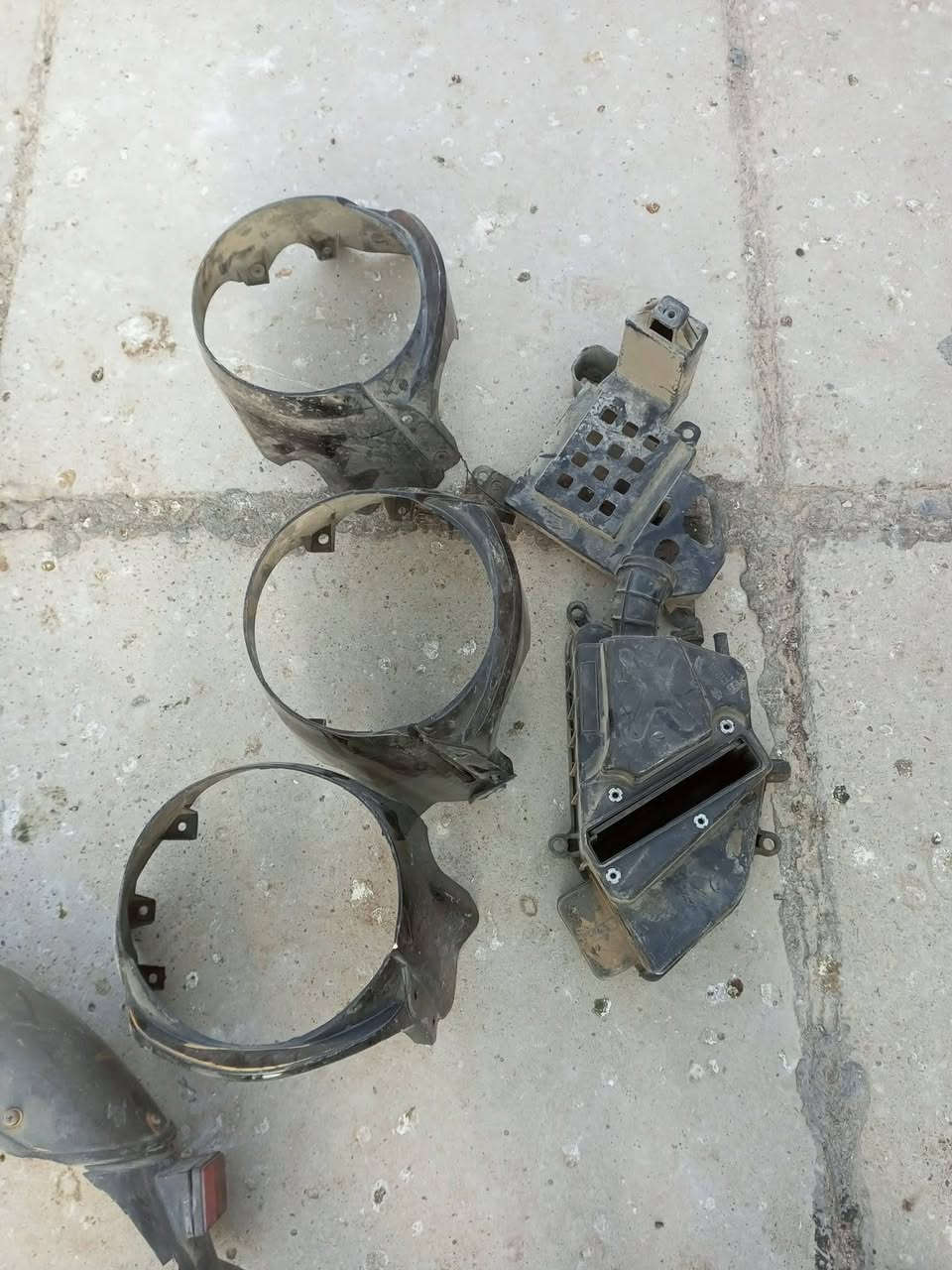 سلام عليكم غراض بوكسر شرط مال تفصيخ شتريد موجود  اي شي تحتاج خابرني تدلل الاستفسار عن هذا الرقم *********** بي.. واتساب
