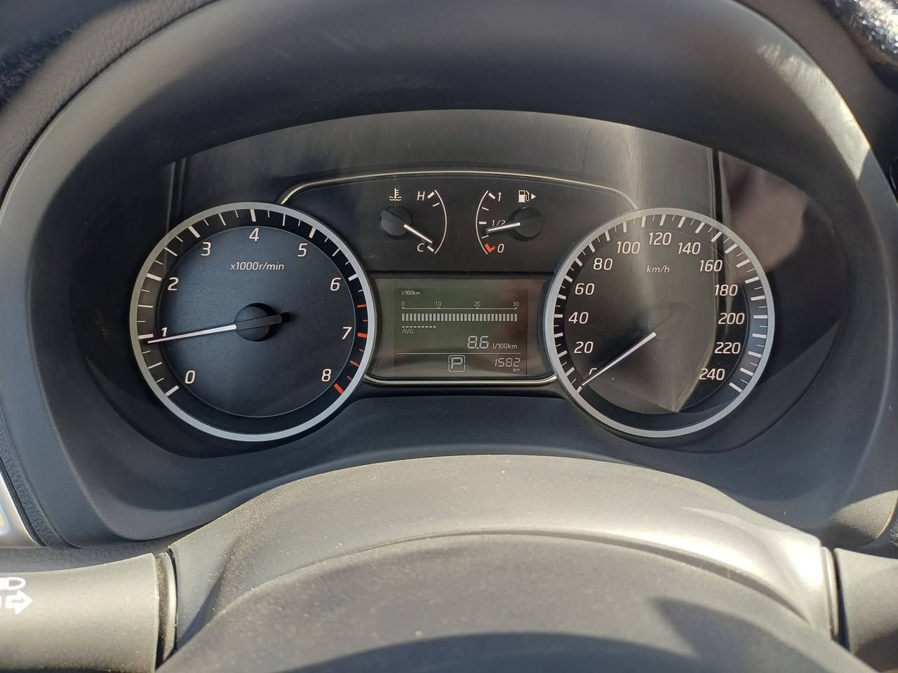 سنترا 2025 صيني فتحة سلايد
سيارة زيرو بعدها بترابها
السعر ( 20 مليون قفل )
رقم بغداد ومثبت لوحات والسنوية بأسمي
ماشية ( الف ) ضمان شركة السور 
دوشمة ارضية
كاعيات نيسان
اضافة فلاش شاشة
فرشة دشبول 
تجوات رقبة
العنوان بغداد زعفرانية الاربع شوارع
***********
