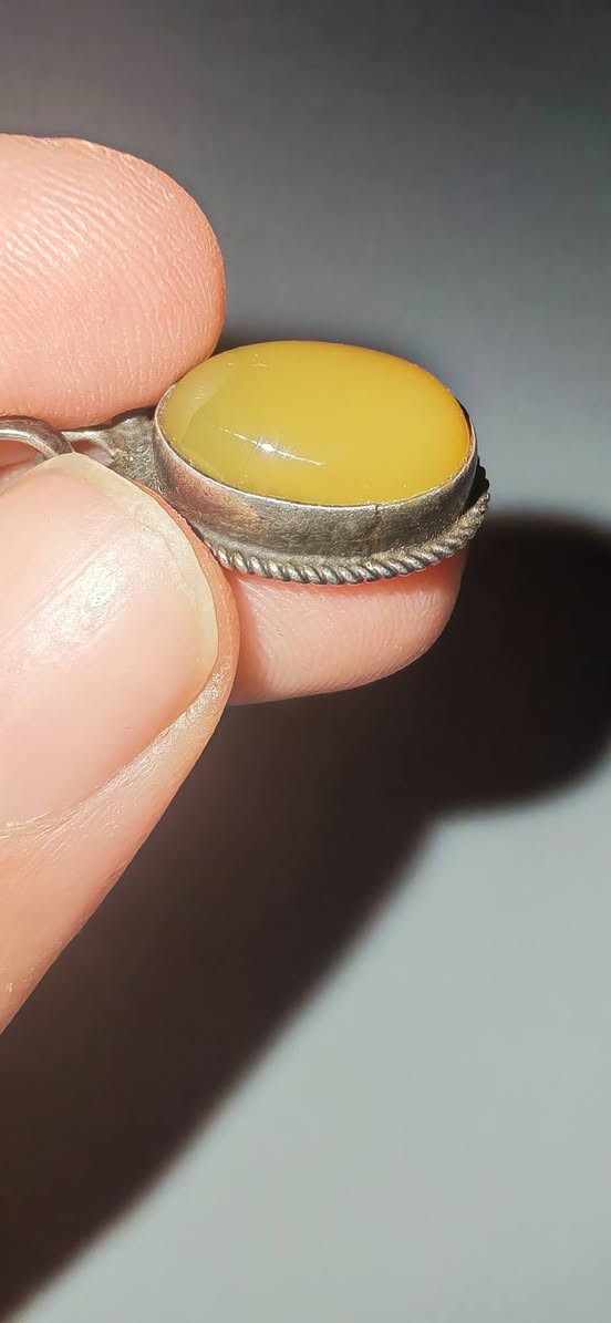 عقيق يماني اصفر قديم مع اطار فضه للبيع ومختوم بي ختم للرزق للبيع


**إذا كنت صاحب هذا الإعلان وتريد حذفه لأي سبب، رجاءا أرسل رسالة إلى الدعم الفني**