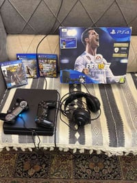 بلي 4 سلم للبيع هارد 500 كيكا لوك مامفتوح جهاز مع كارتونه مع اقراص ٣ و...