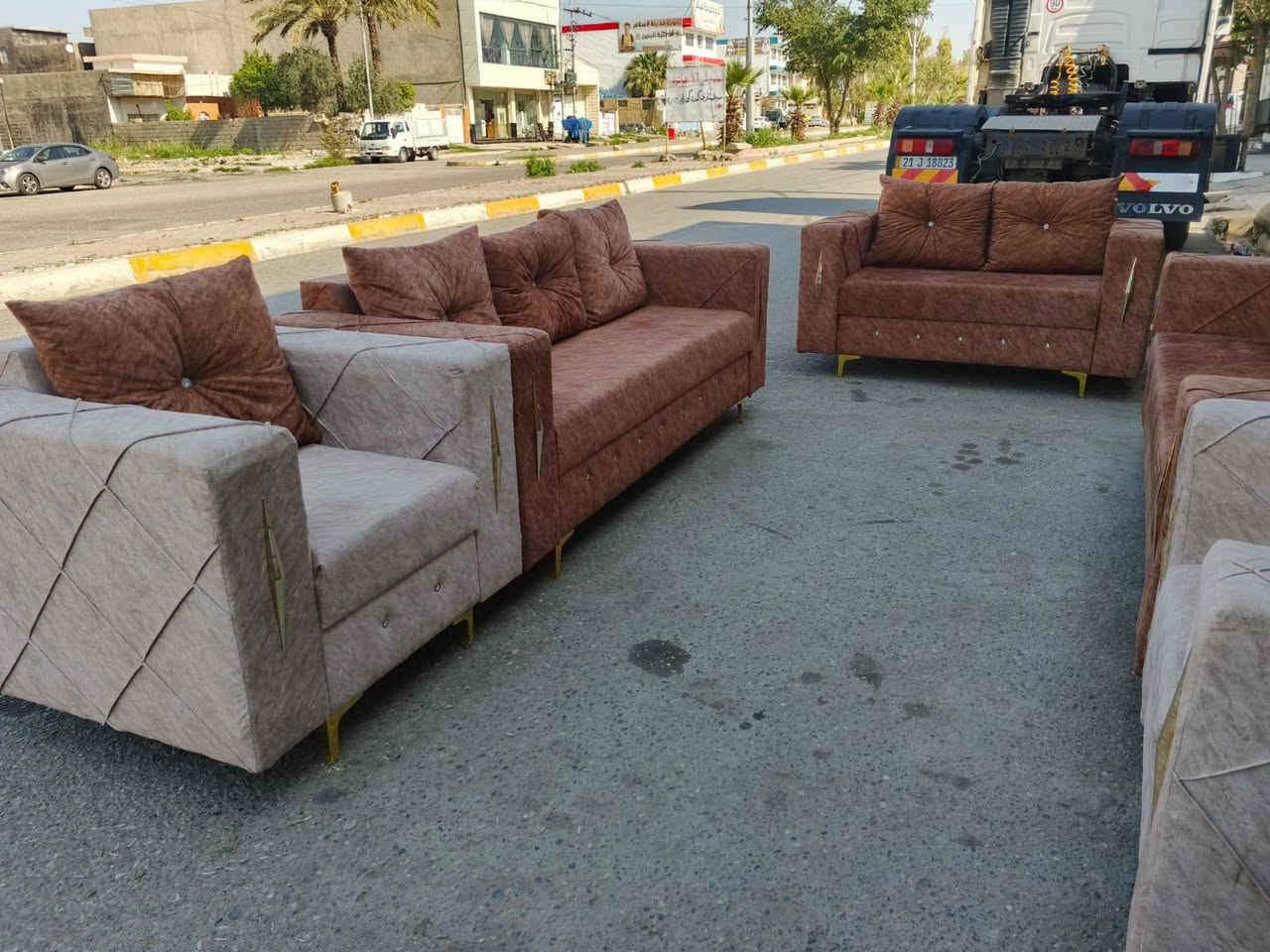 معرض المصطفى 🖥️🛋️السلام عليكم  زبائنه الكرام
🥇تخم مستعمل تفصال شرط 💥 اخو الجديد 🌀 10
مقاعد 🌛سعر(275)الف وبي مجال  مستعدون بتجهيز اثاث بيت كامل وشراء  اثاث بيت كامل العنوان كركوك.🔹القادسيه. الثانيه شارع. ابووليد اللا ستفسار.🪬 اتصال ع راقم / ***********
