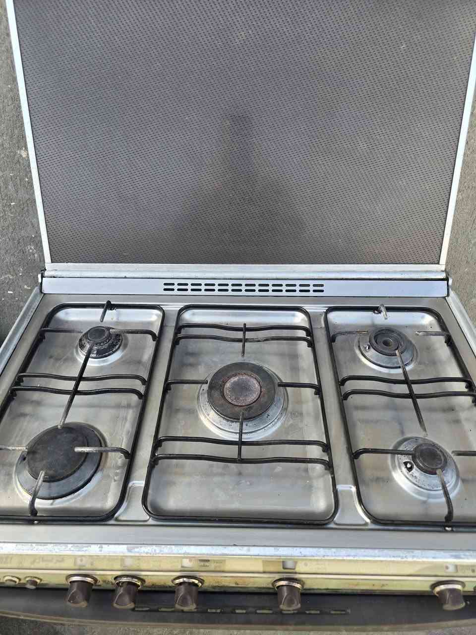 طباخ كريازي مستخدم كلشي بي شغال
السعر 200 مكان بابل قرب سيطرة الاثار


**إذا كنت صاحب هذا الإعلان وتريد حذفه لأي سبب، رجاءا أرسل رسالة إلى الدعم الفني**