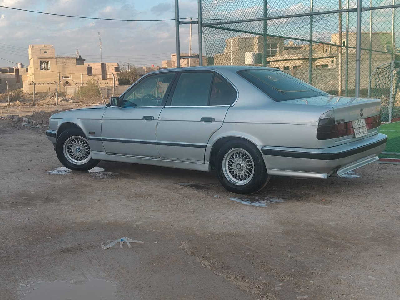 سلام عليكم اخوان سياره بيم جاهزه موديل ٩٠ مكان كربلاء السعر ٤٢ وبيه مجال سياره مصبوغ عام سياره جاهزه  مراوس اب اقل ترهم ***********
